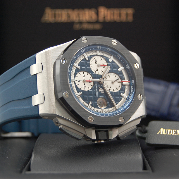  Royal Oak Offshore Chronograph Platinum Blue 44 mm