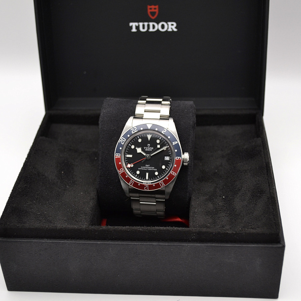  Black Bay GMT Pepsi 41 mm