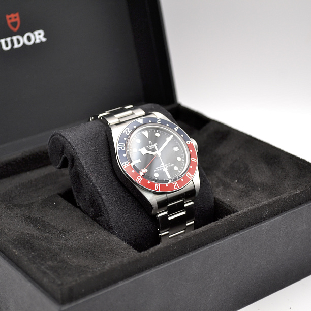  Black Bay GMT Pepsi 41 mm