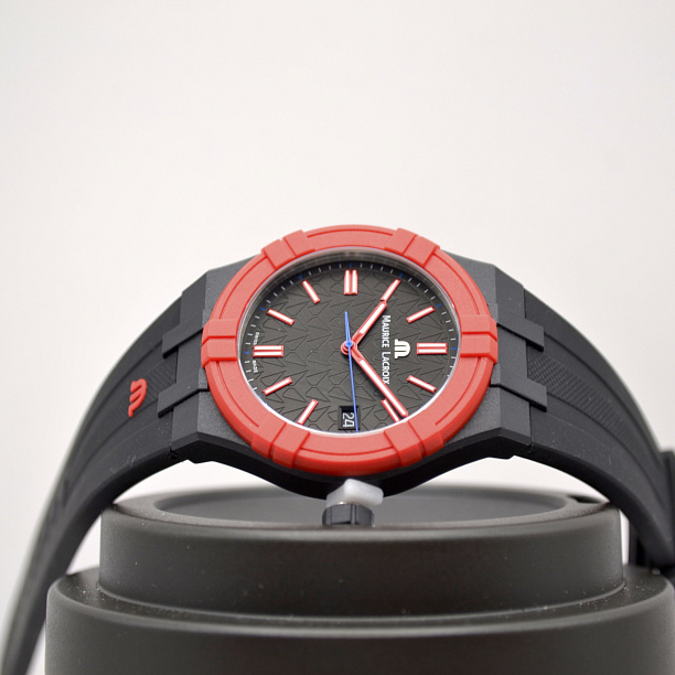  Aikon Tide Mahindra 40 mm 