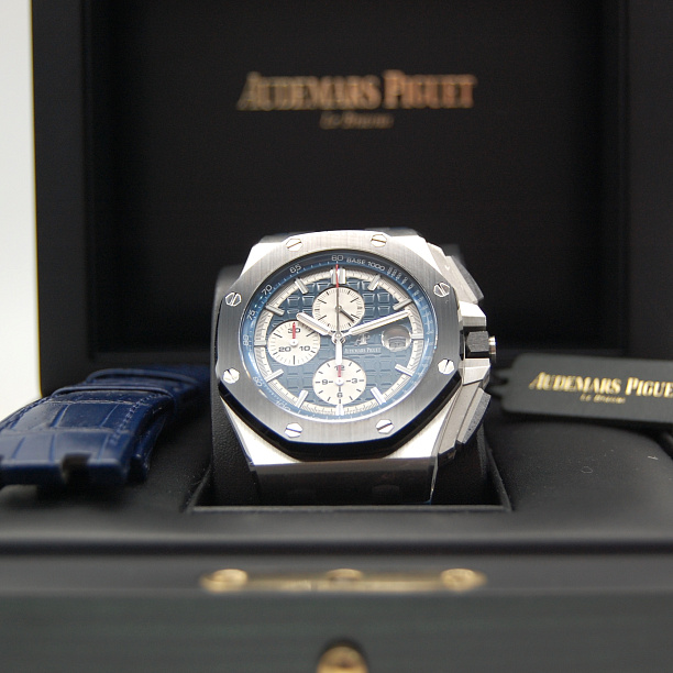  Royal Oak Offshore Chronograph Platinum Blue 44 mm