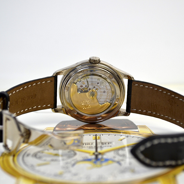  Annual Calendar 39 mm