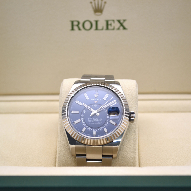  Sky-Dweller Blue Dial 42 mm