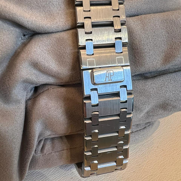  Royal Oak Chronograph Brown Dial 39 mm