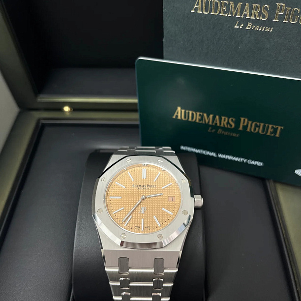  Royal Oak Jumbo Extra Thin Salmon 39 mm 